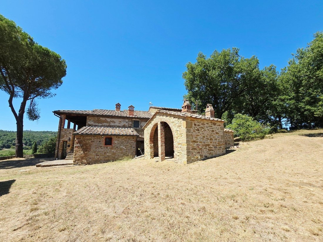 Villa in Civitella In Val di Chiana, Tuscany, Italy 3 - 16010773
