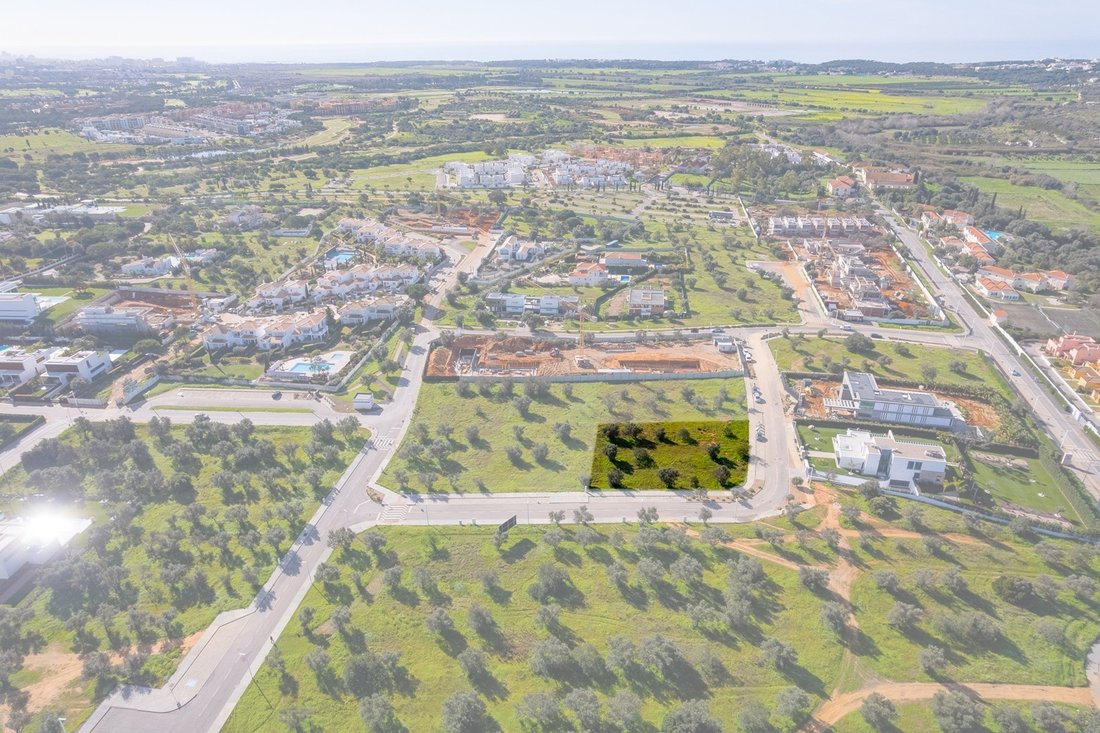 Land in Vilamoura, Quarteira, Algarve 4 - 16008117