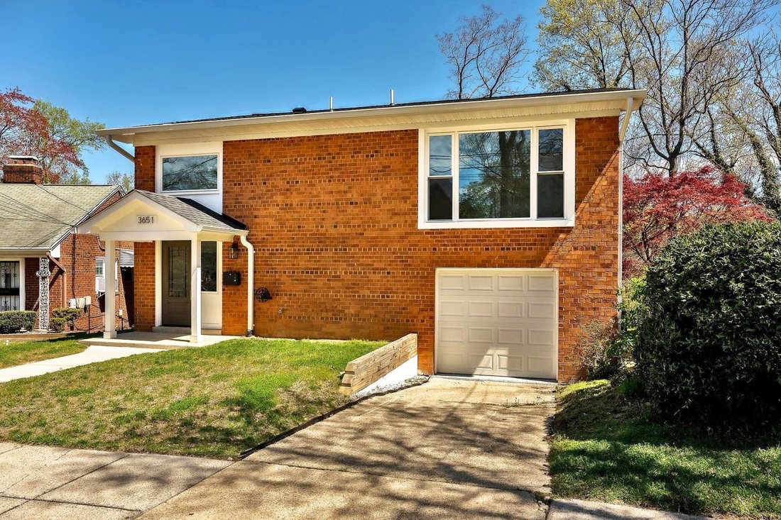 House in Washington, District of Columbia, United States 4 - 16003543