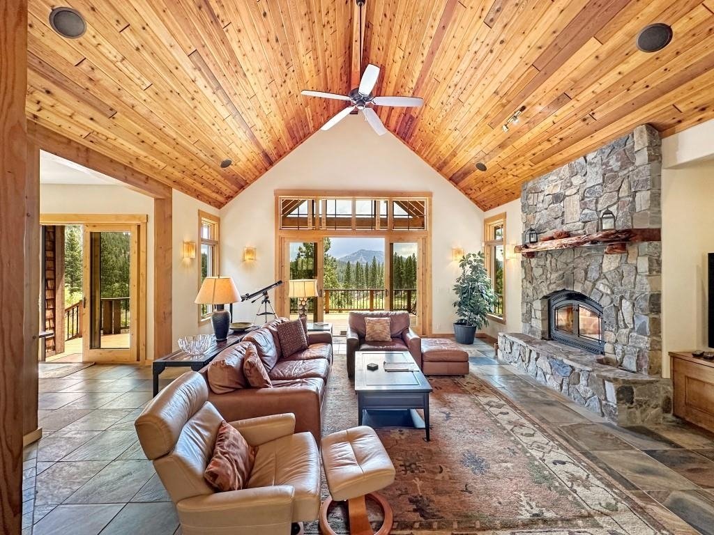House in Portola, California, United States 5 - 16008159