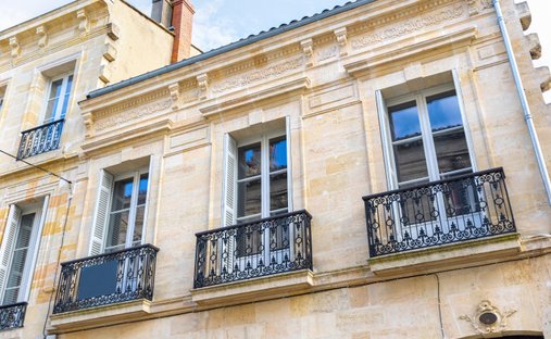 Apartment in Hôtel de Ville-Quinconce-Saint Seurin-Fondaudège, Bordeaux, France 1