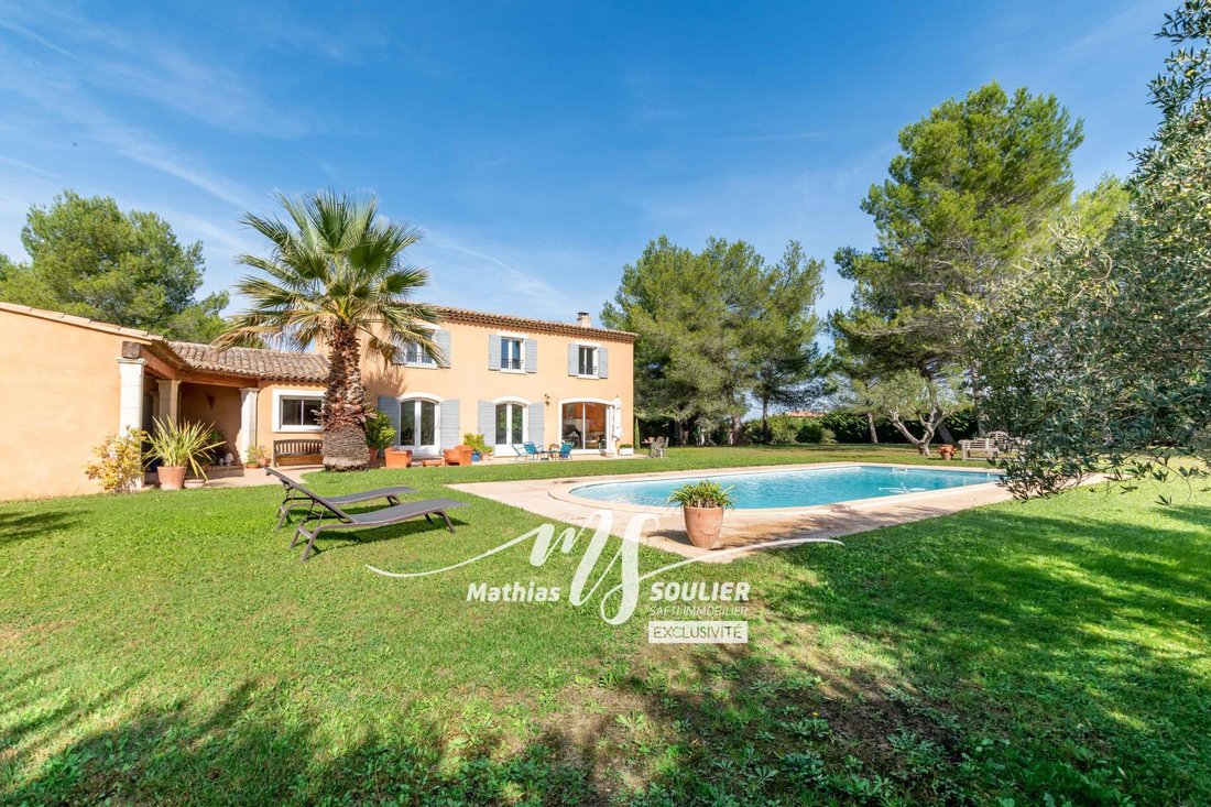 House in Granettes-Jauberte-Sainte Anne, Aix-en-Provence, France 2 - 16008845