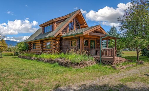 House in Moyie Springs, Idaho, United States 1