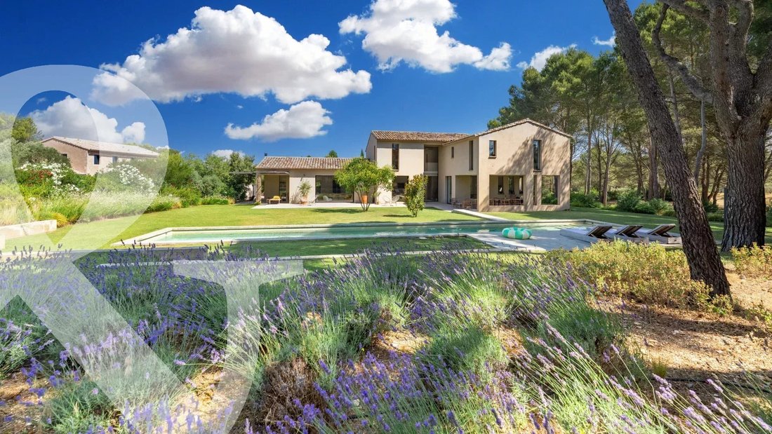 House in Eygalières, Provence-Alpes-Côte d'Azur, France 2 - 16002685