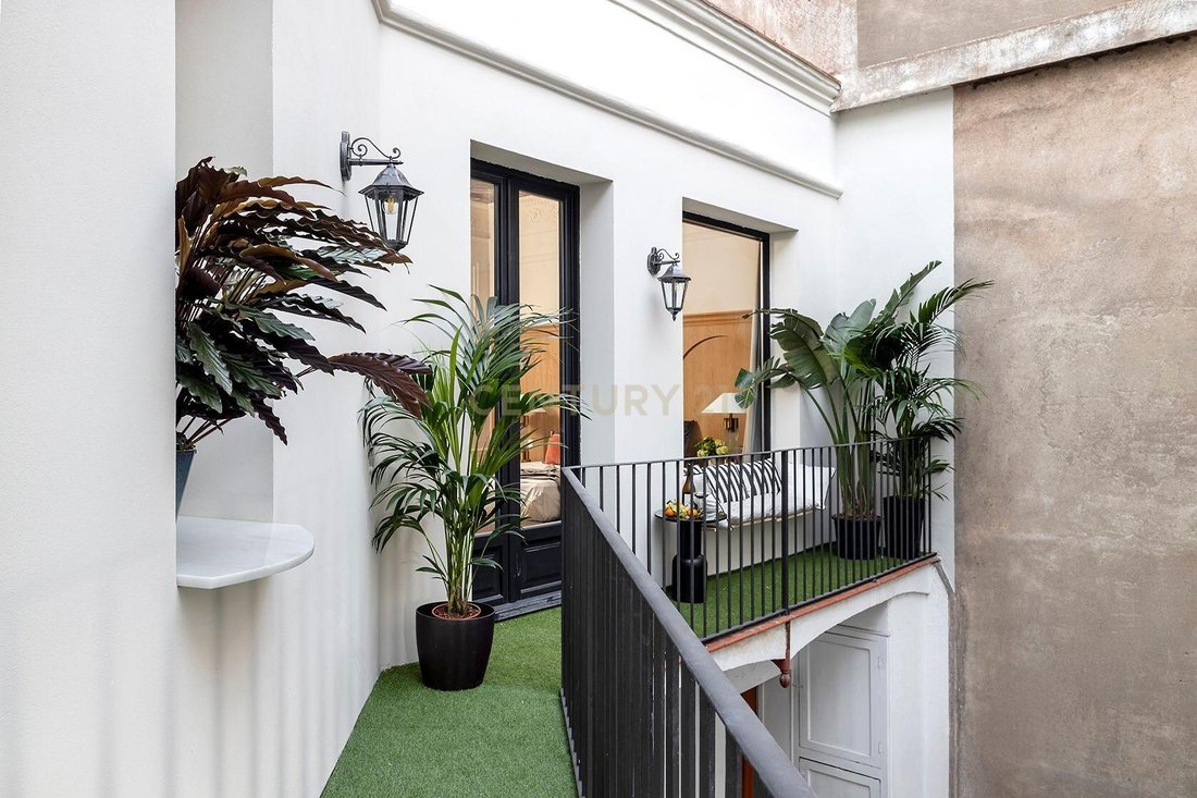 Apartment in Eixample, Barcelona, Spain 5 - 15683188