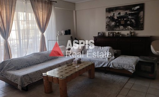 House in Ilioupoli, Attica, Greece 1