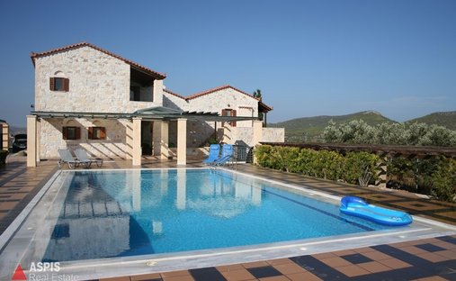 Villa in Keratea, Attica, Greece 1
