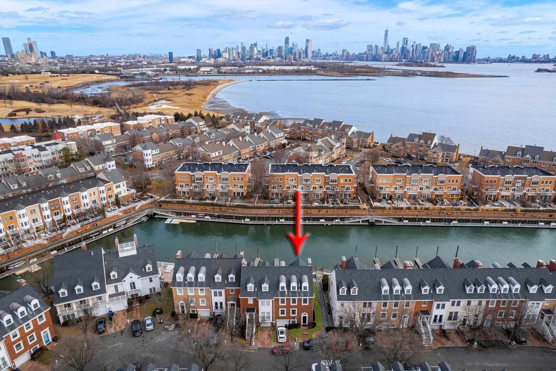 House in Jersey City, New Jersey, United States 1 - 16007045
