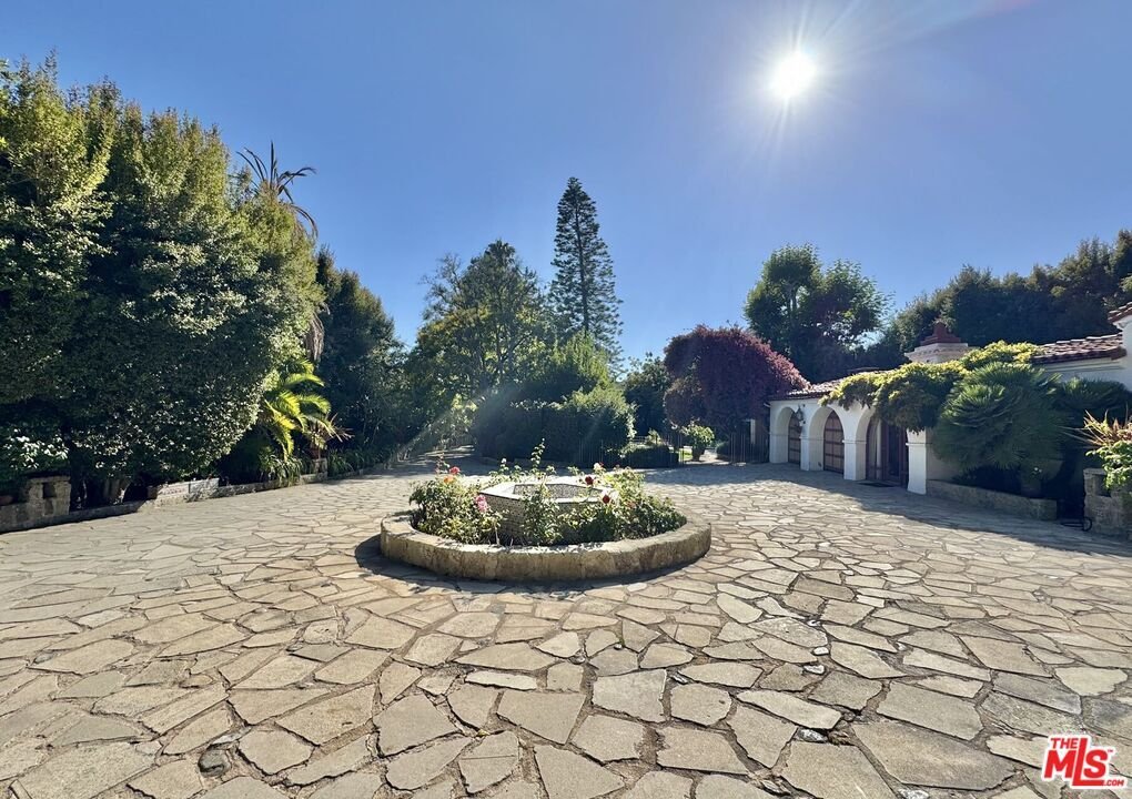 House Los Angeles In Los Angeles, California, United States For Sale