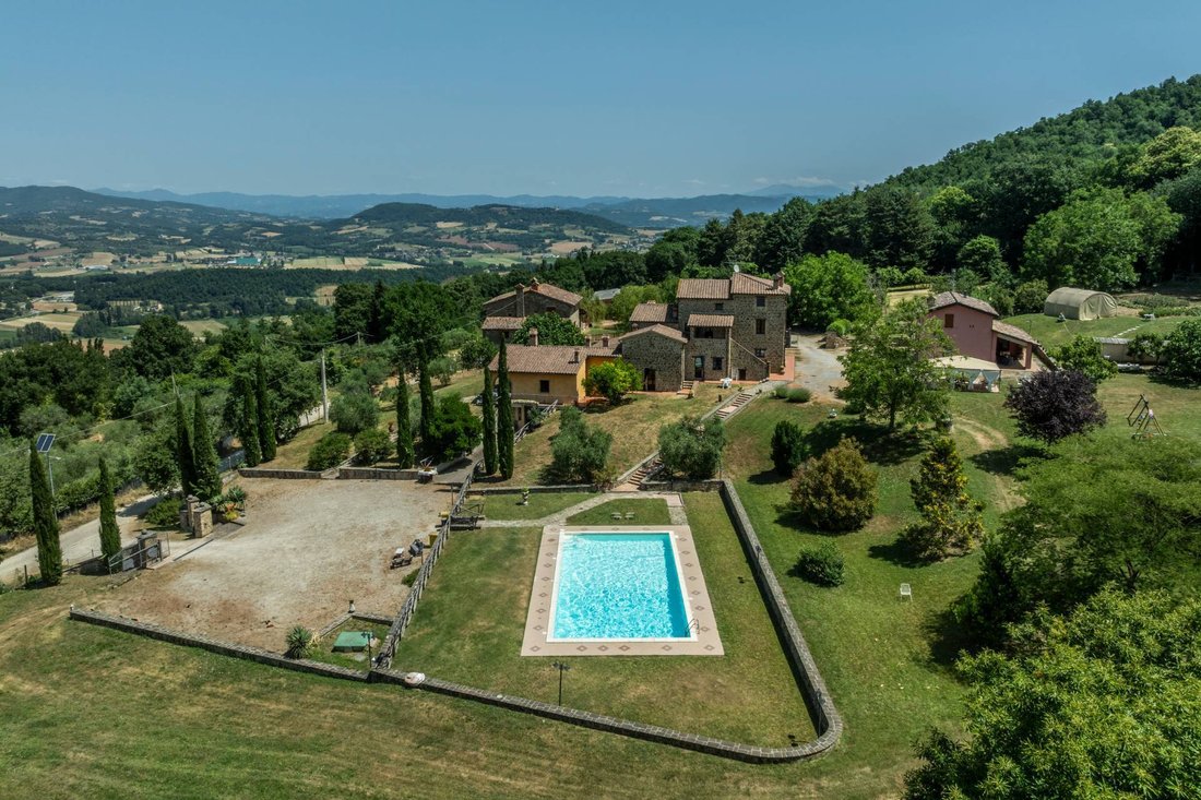 Country House in Città di Castello, Umbria, Italy 2 - 16005884