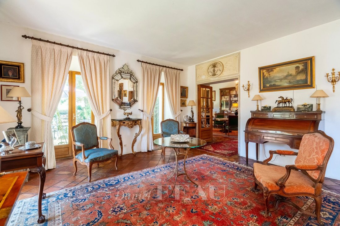 Country House in Valensole, Provence-Alpes-Côte d'Azur, France 5 - 16010756