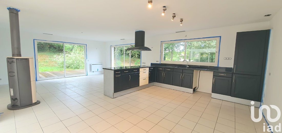 House in Salles, Nouvelle-Aquitaine, France 4 - 16009085