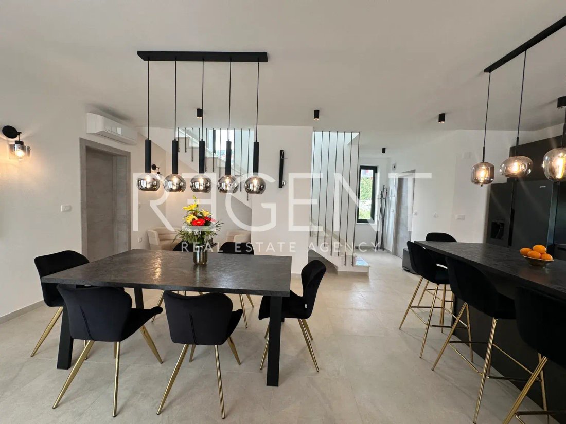 House in Kastel Stari, Split-Dalmatia County, Croatia 2 - 16005340