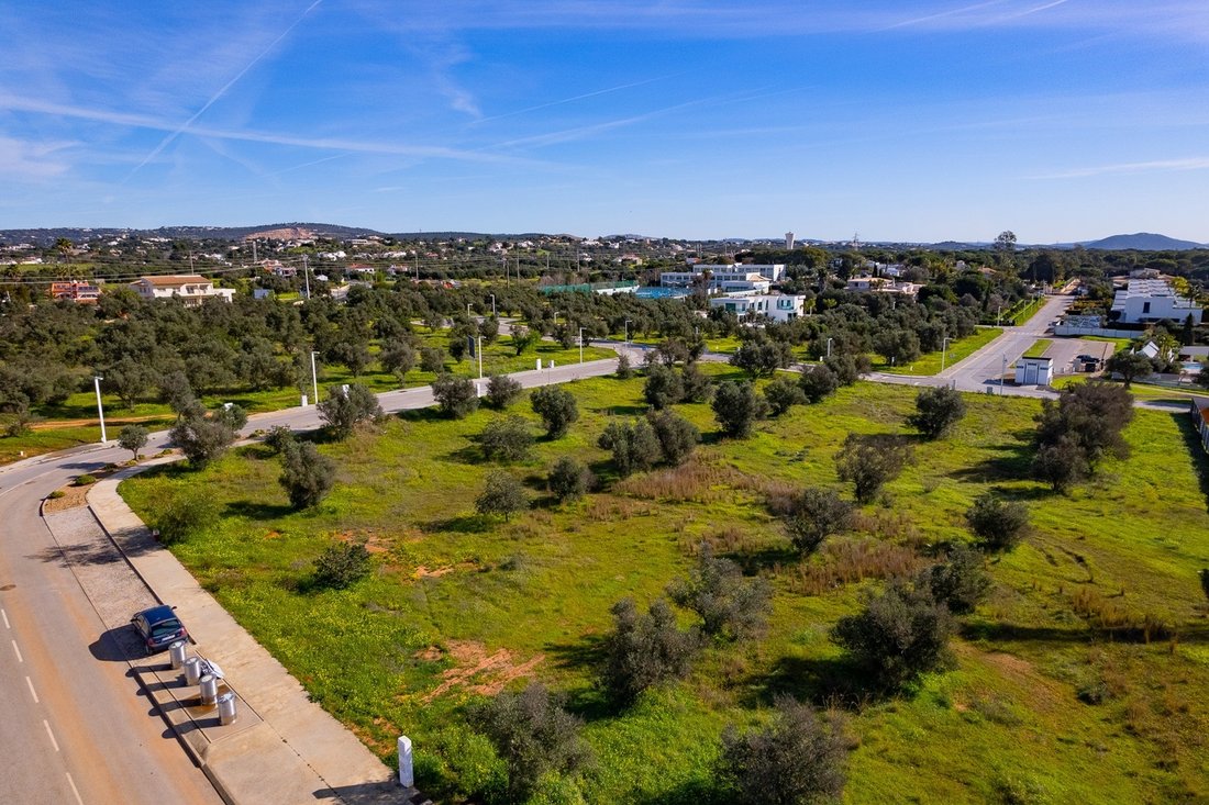 Land in Vilamoura, Quarteira, Algarve 5 - 16008117