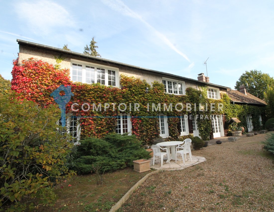 Anet, Centre-Val de Loire, France 1 - 15850159