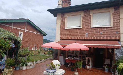 Castle for Sale in Castro-Urdiales, Cantabria, Spain