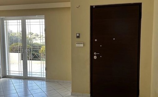 Maison en Kropia, Attique, Grèce 1