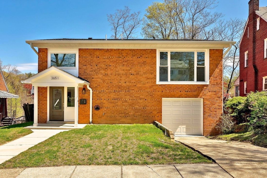 House in Washington, District of Columbia, United States 1 - 16003543