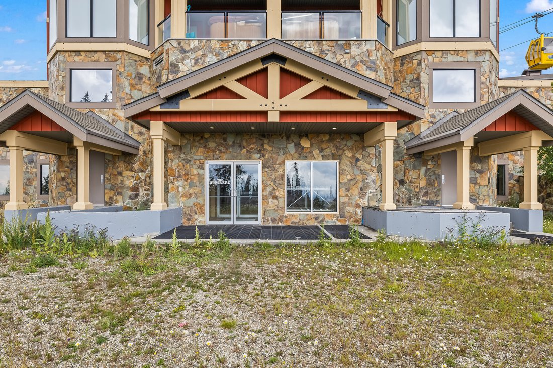 Apartment in Beaverdell, British Columbia, Canada 1 - 16008190