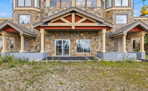 Apartment in Beaverdell, British Columbia, Canada 1