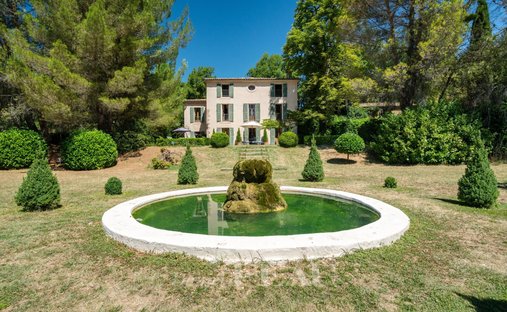 Country House in Valensole, Provence-Alpes-Côte d'Azur, France 1