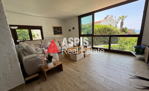 House in Anavissos, Attica, Greece 1