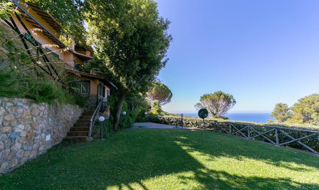 Villa in Porto Santo Stefano, Monte Argentario, Tuscany 1 - 16005147