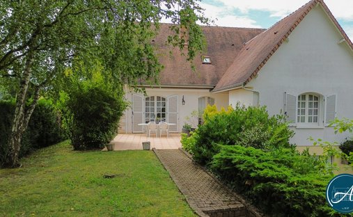 House in Centre, Olivet, France 1