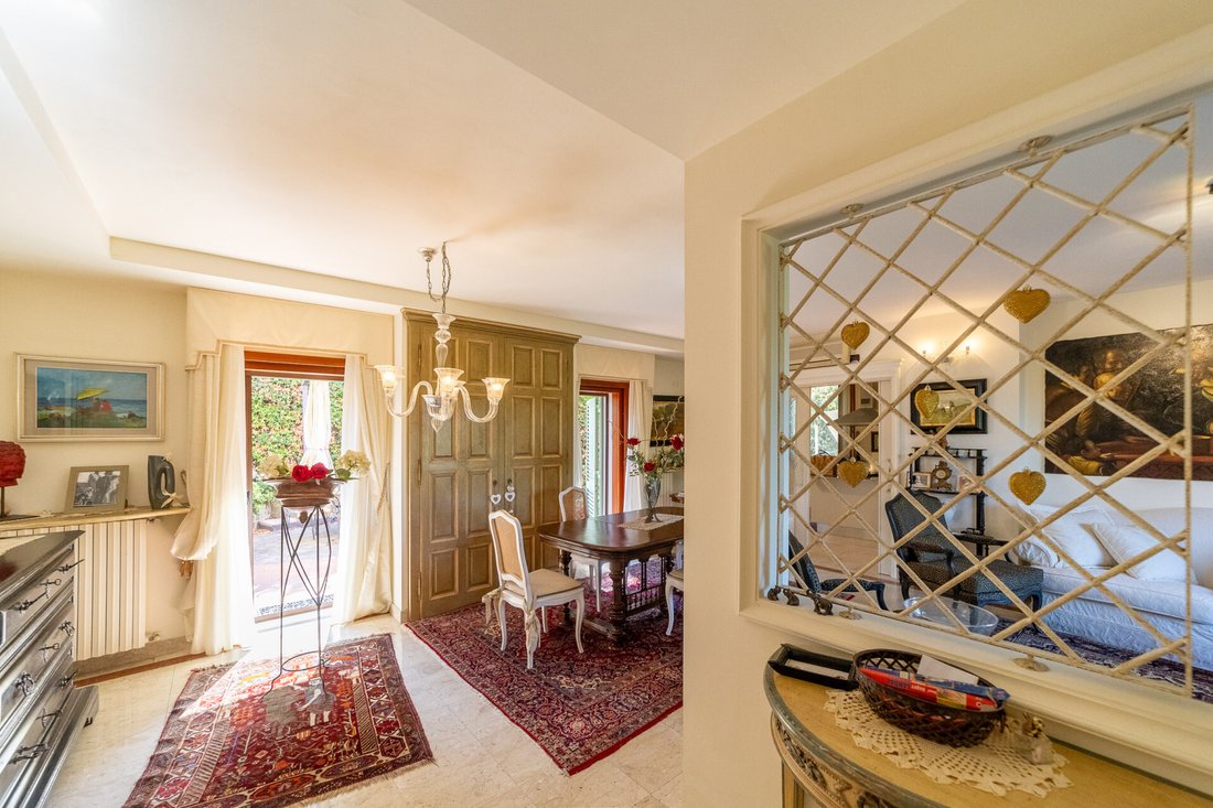 Villa in Historic Center, Livorno, Tuscany 3 - 16005058