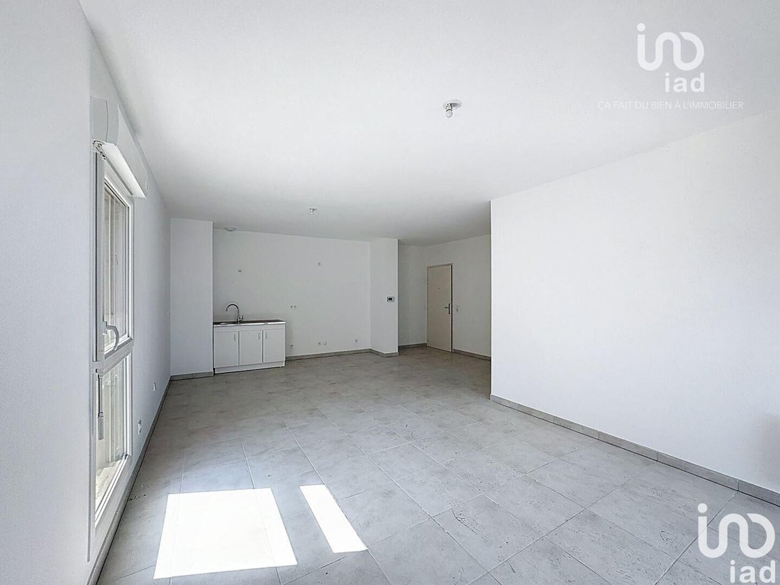 Apartment in Jonquieres Est, Berre-l'Etang, France 3 - 16008942