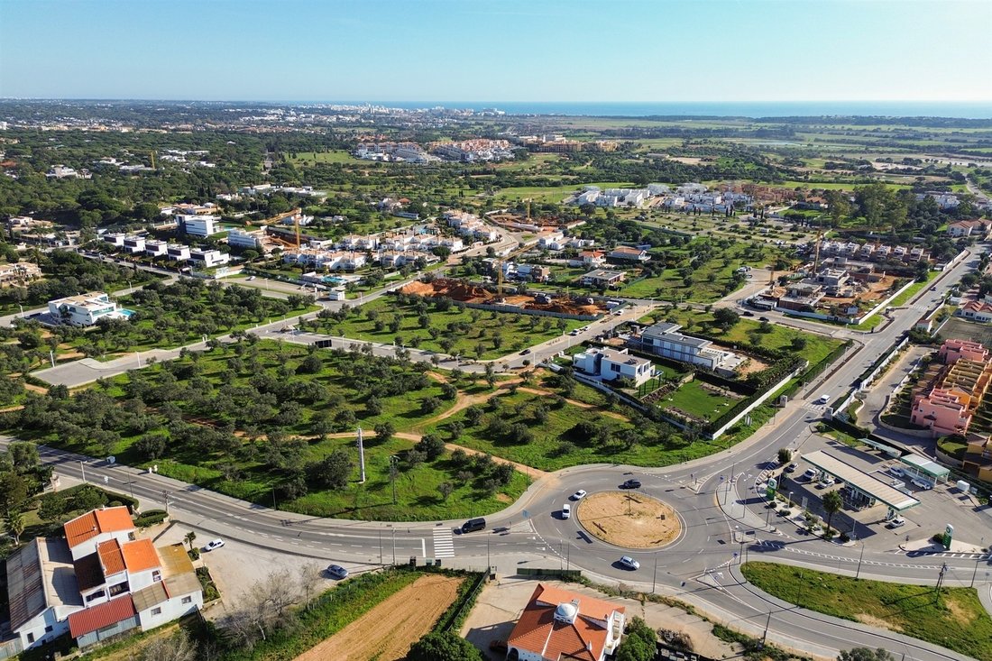 Land in Vilamoura, Quarteira, Algarve 1 - 16008115