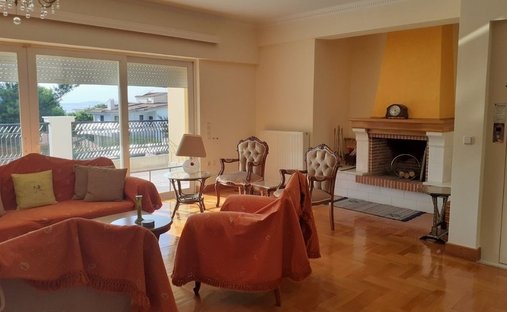 Casa en Saronida, Ática, Grecia 1
