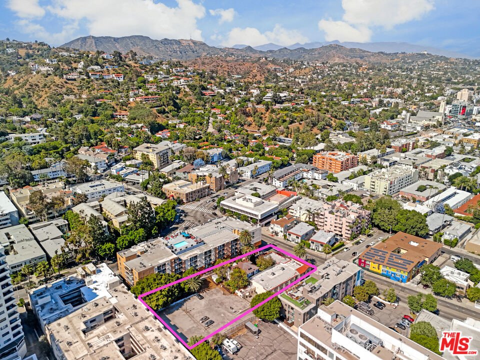Land in Los Angeles, California, United States 2 - 16004817