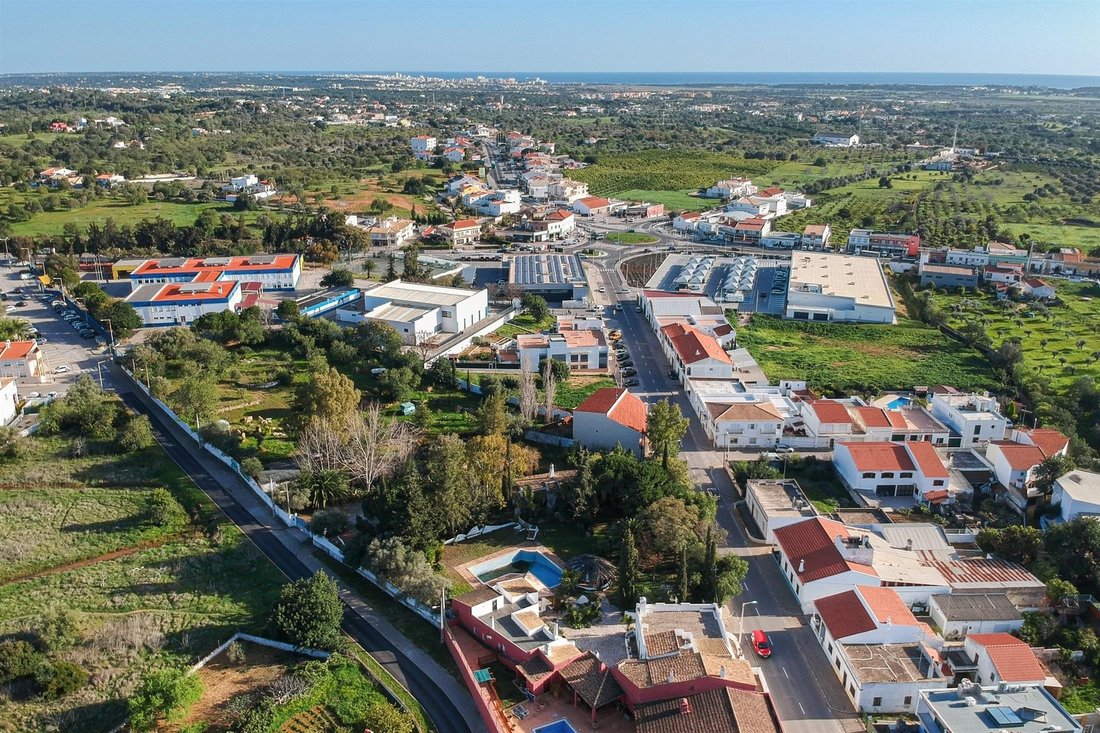 Land in Loule (Sao Clemente), Algarve, Portugal 1 - 16008112