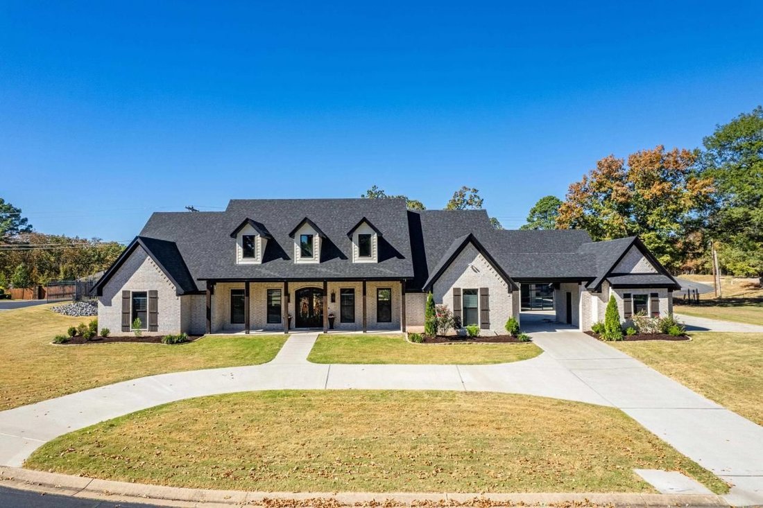 House in Hot Springs, Arkansas, United States 1 - 14880803