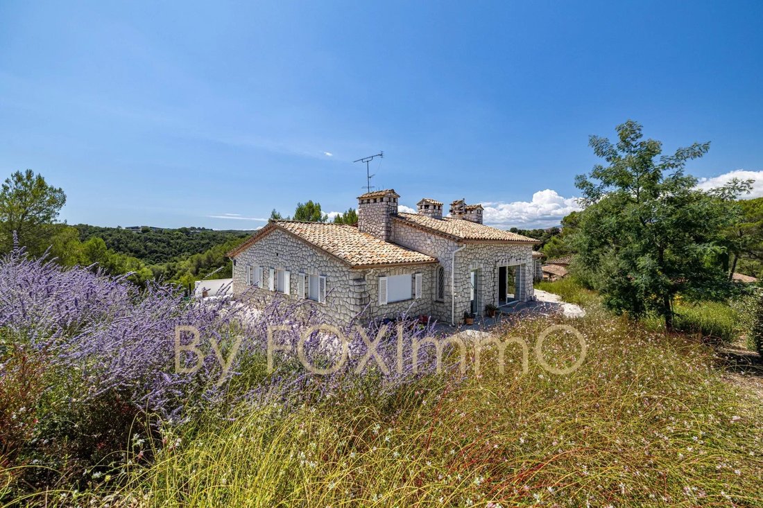 Villa in Vallée Verte-Issarts-Vignasses, Biot, France 1 - 16005390