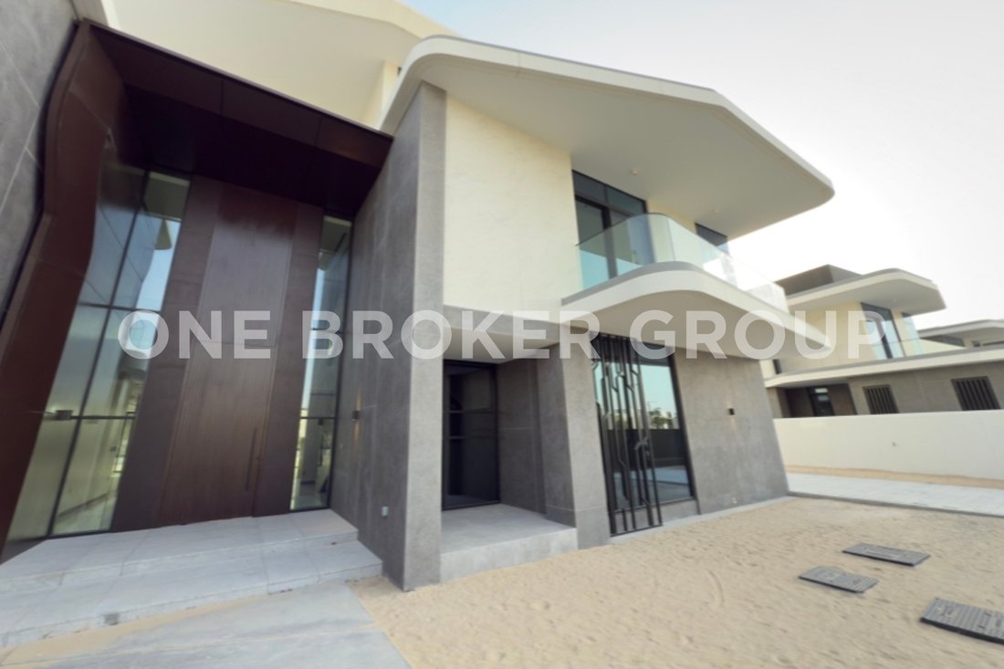Villa in Hadaeq Sheikh Mohammed Bin Rashid, Dubai, United Arab Emirates 2 - 16002574