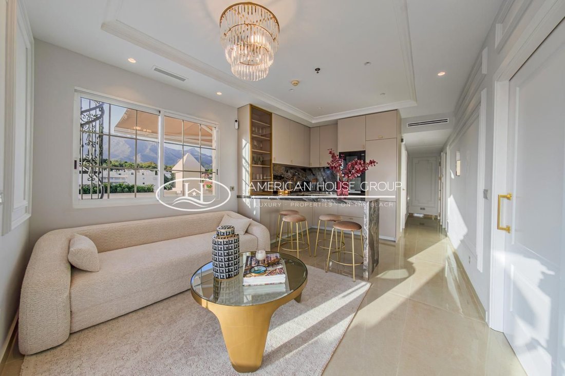 Penthouse in Marbella, Andalusia, Spain 2 - 16002925