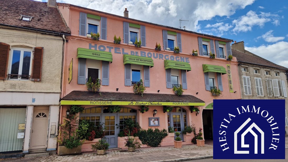 Saulieu, Bourgogne – Franche-Comté, France 1 - 16010479
