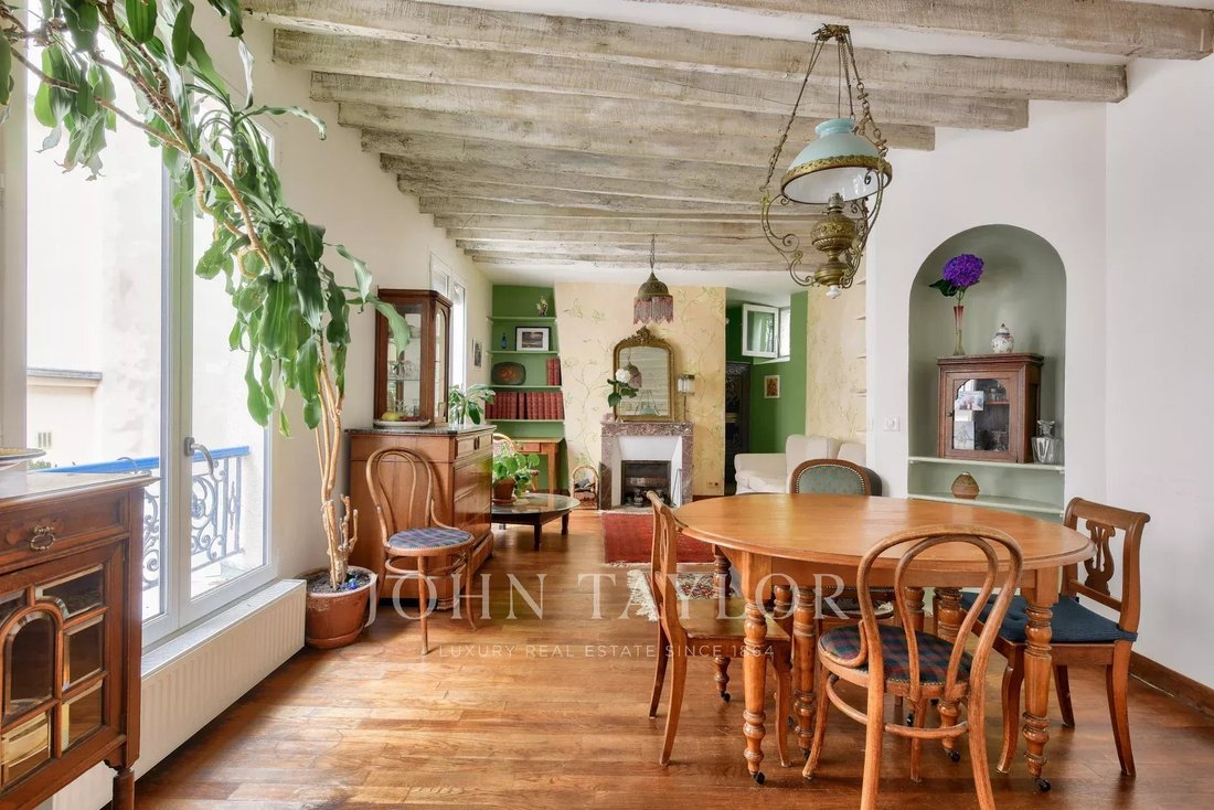 Apartment in Montmartre, Paris 18e Arrondissement, Paris 1 - 15073670