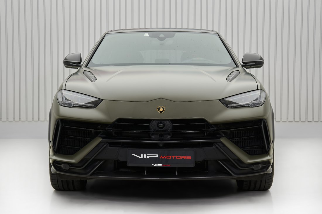 Suv in Dubai, Dubai, United Arab Emirates 2 - 16008094