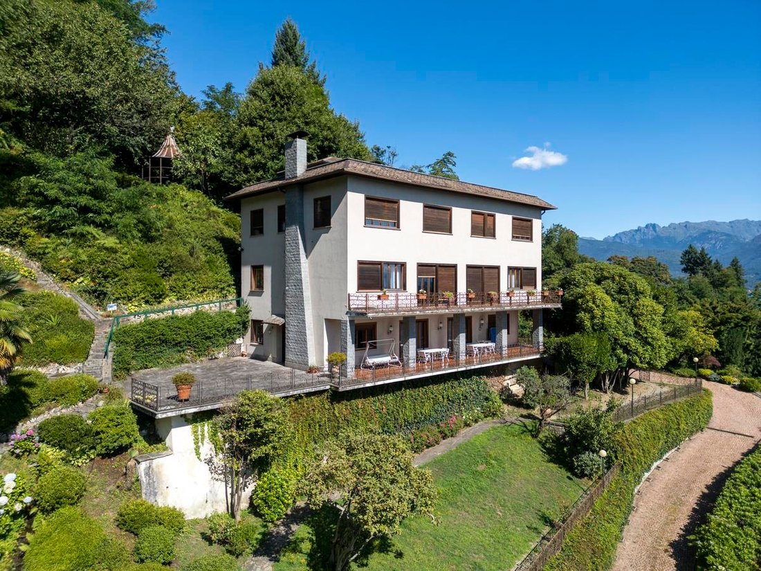 Villa in Stresa, Piedmont, Italy 4 - 16006441
