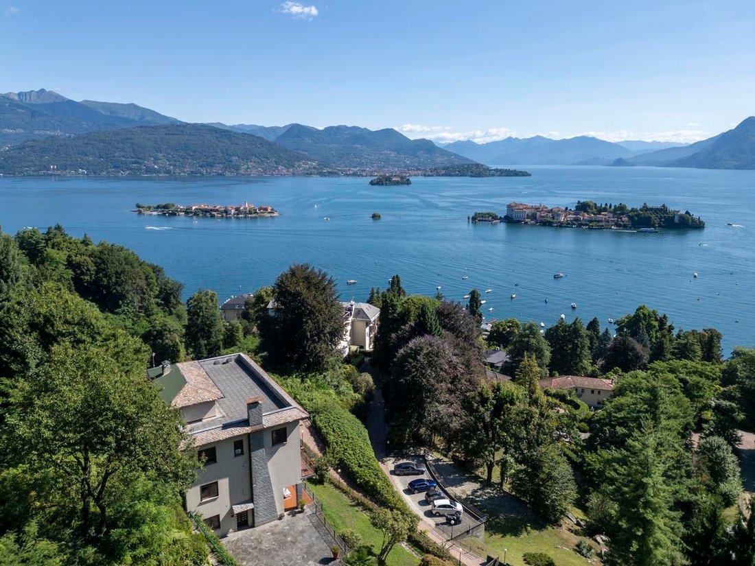 Villa in Stresa, Piedmont, Italy 3 - 16006441