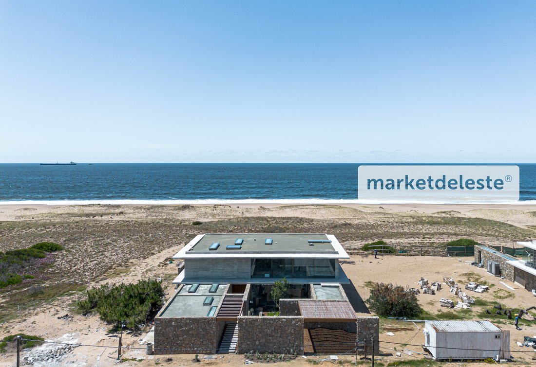 House in José Ignacio, Maldonado Department, Uruguay 1 - 16008211