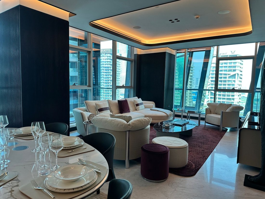 Villa in Business Bay, Dubai, United Arab Emirates 3 - 16008119