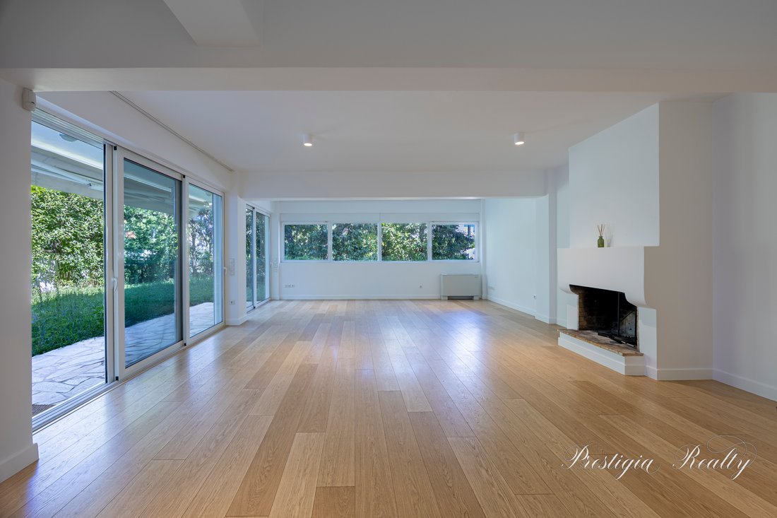Apartment in Vouliagmeni, Attica, Greece 2 - 15950760