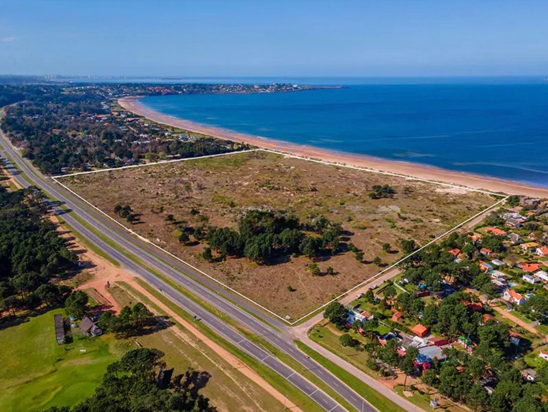 Land in Punta Ballena, Maldonado Department, Uruguay 1 - 16008226