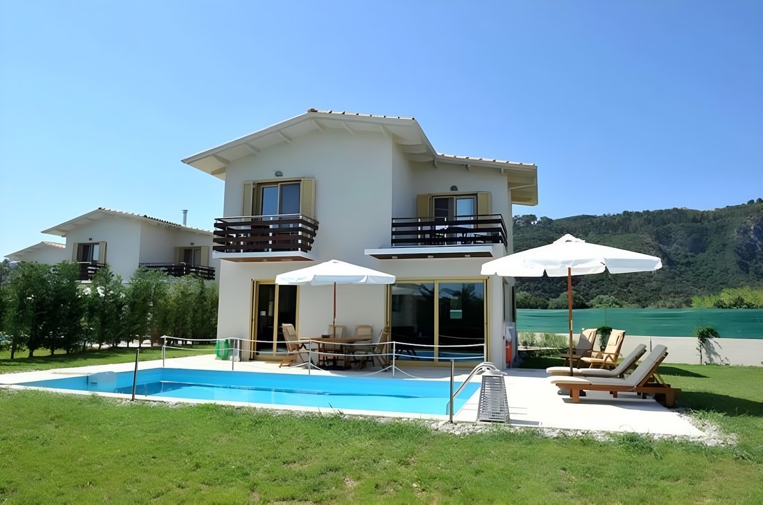 Villa in Lefkada Commune, Peloponnese, Western Greece and the Ionian, Greece 2 - 16010191