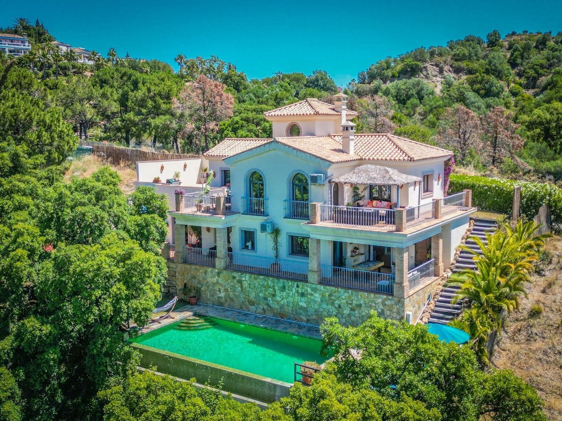 Villa in Estepona, Andalusia, Spain 1 - 16010077