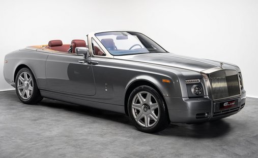 2009 Rolls-Royce Phantom Drophead Coupe rwd in Dubai, United Arab Emirates 1